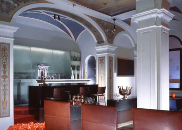 Otel Maison Piazza Di Spagna Esperienze 4*