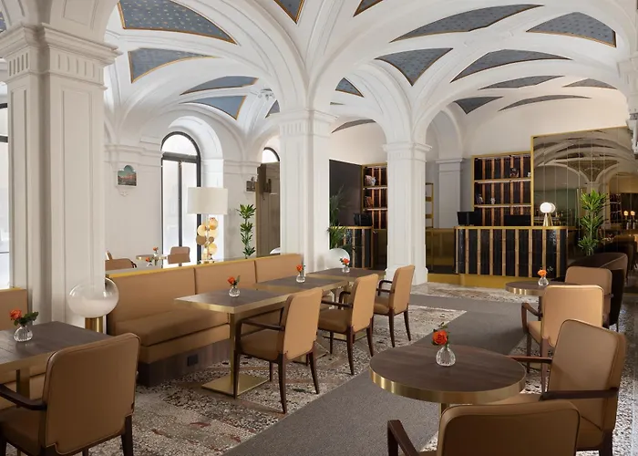 Otel Maison Piazza Di Spagna Esperienze Roma