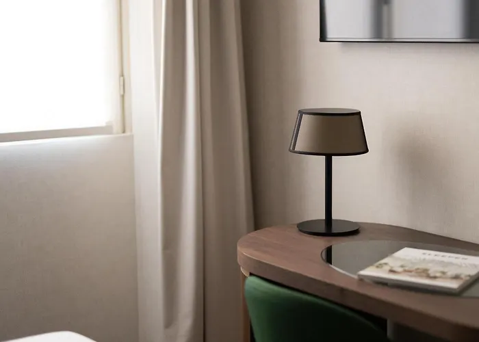 Otel Maison Piazza Di Spagna Esperienze Roma